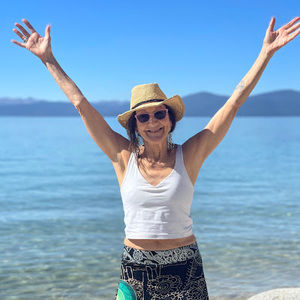 Meet your Posher, J. delfina